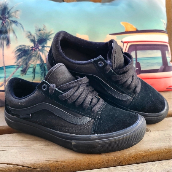 Vans Old Skool SK8, Suede, Black on Black, Size 7 Women's/ Size 5.5 Men's - Picture 1 of 7